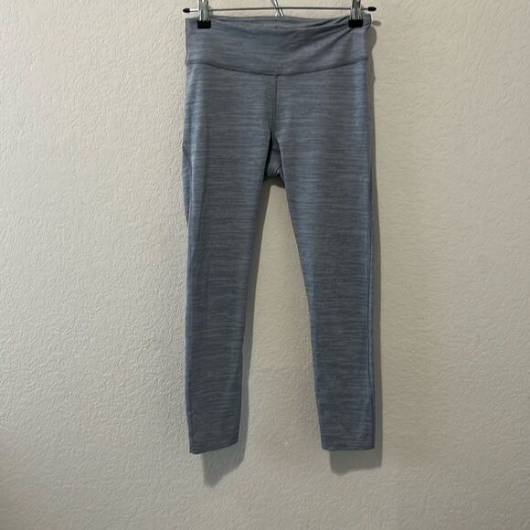 Outdoor Voices Pants - OUTDOOR VOICES Women's 7/8 Length Techsweat Ice Blue Leggings, Size S